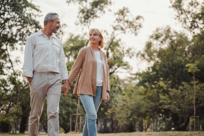 Un couple profite de la retraite à Louvain-la-Neuve