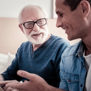 Une coach de vie pour le bien-être des personnes âgées en résidence seniors